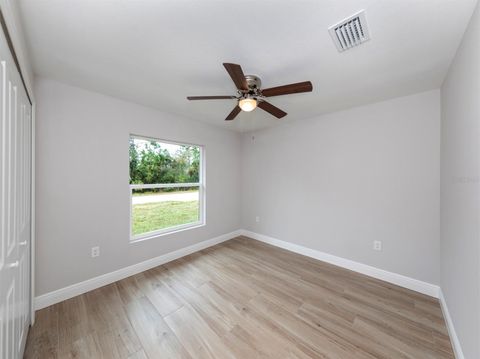 Single Family Residence in PORT CHARLOTTE FL 16467 STRAUSS AVENUE 11.jpg