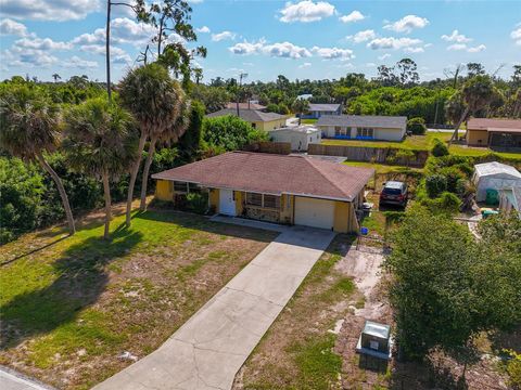 A home in PORT CHARLOTTE