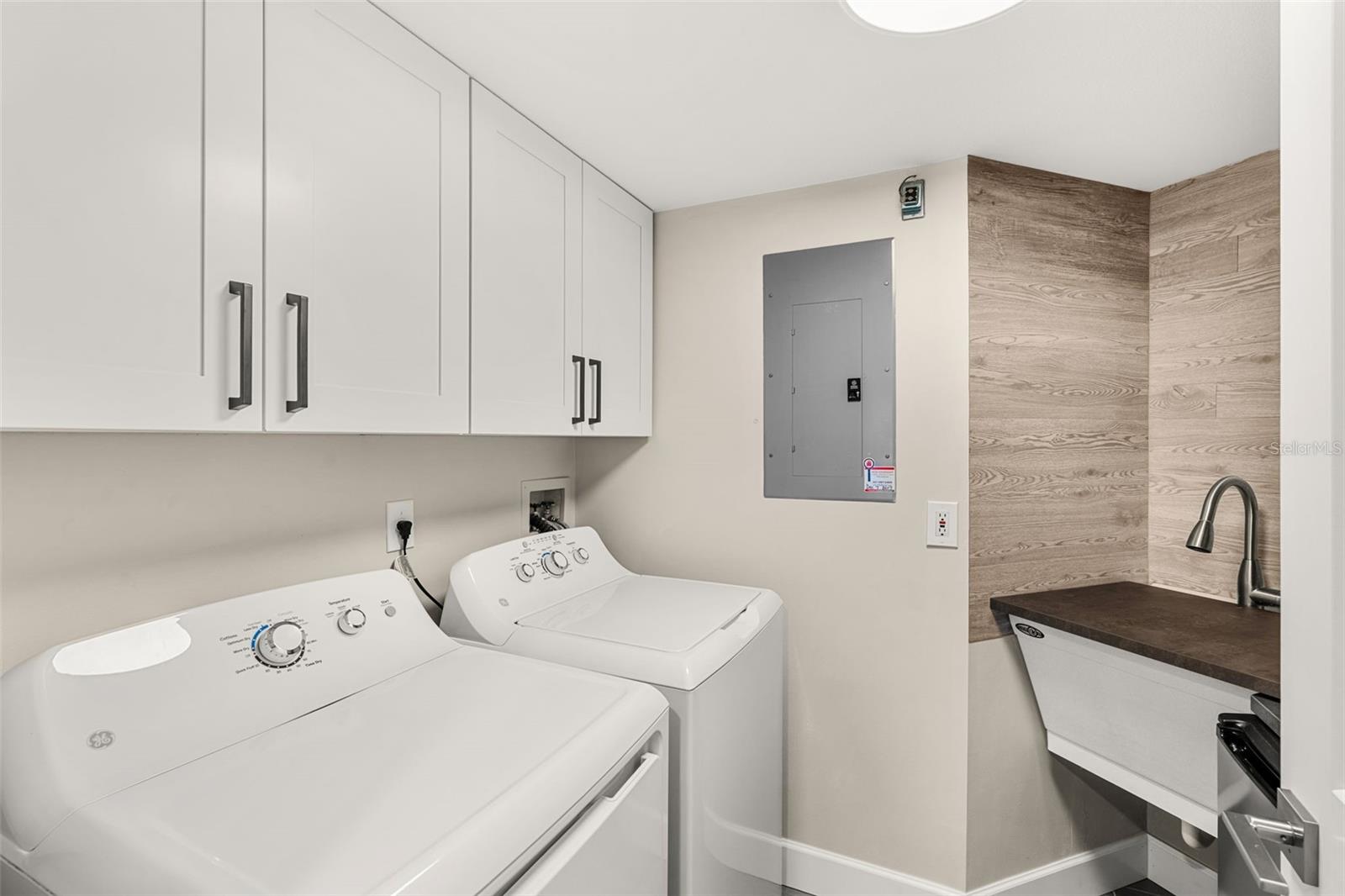 YOUNG & METZNER SUB - Residential