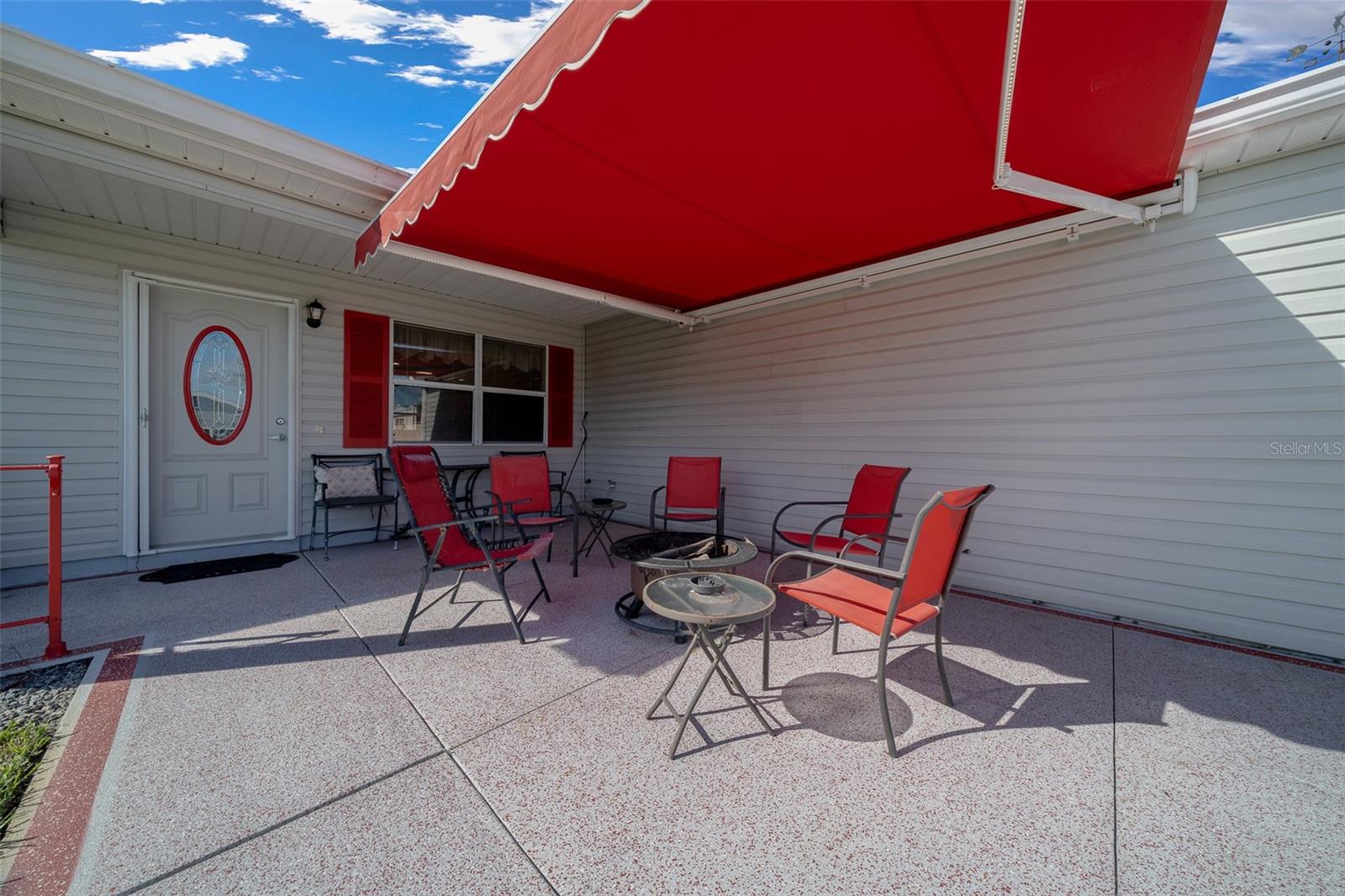 LADY LAKE ORANGE BLOSSOM GARDENS UNIT 16 - Residential
