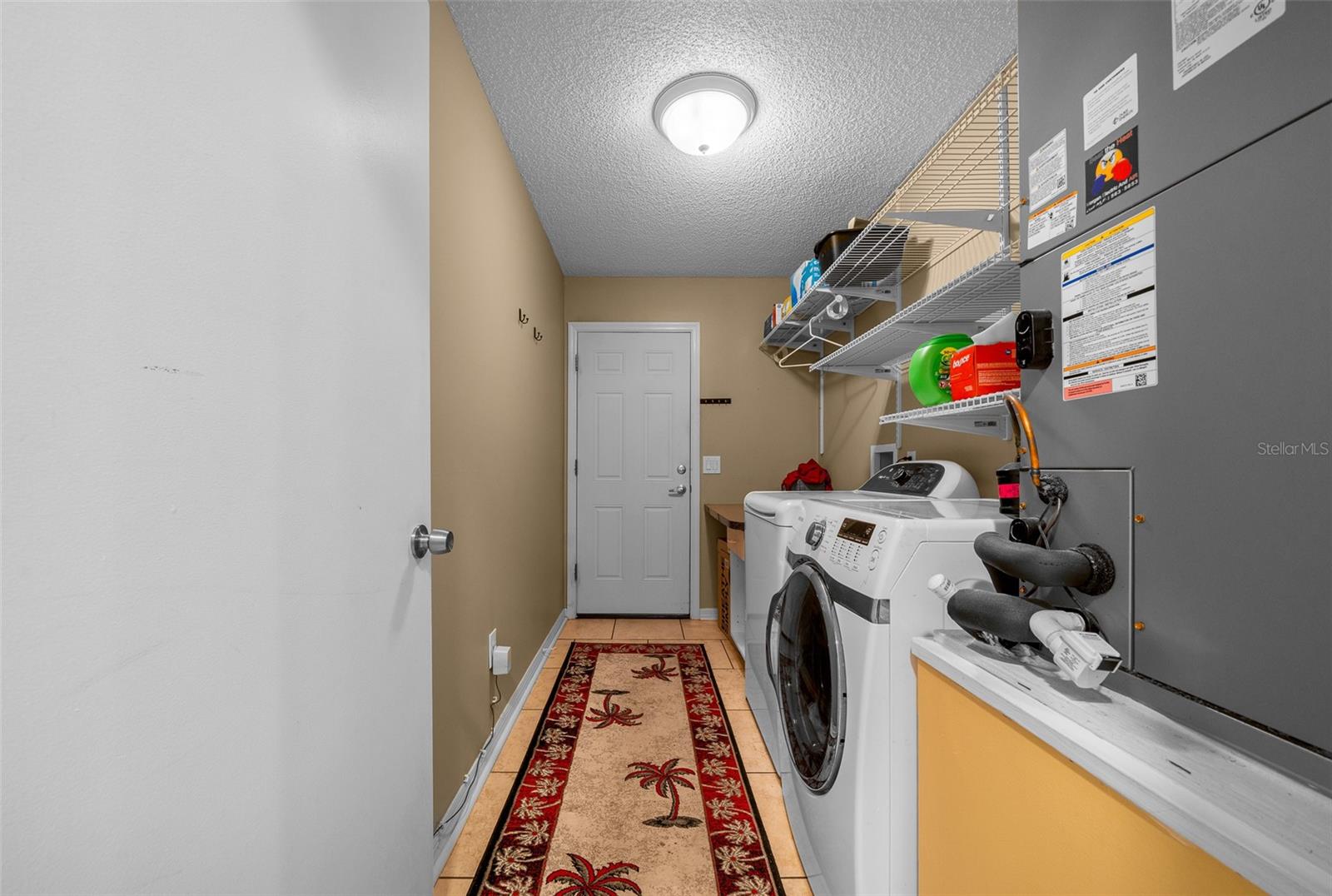 LADY LAKE ORANGE BLOSSOM GARDENS UNIT 16 - Residential