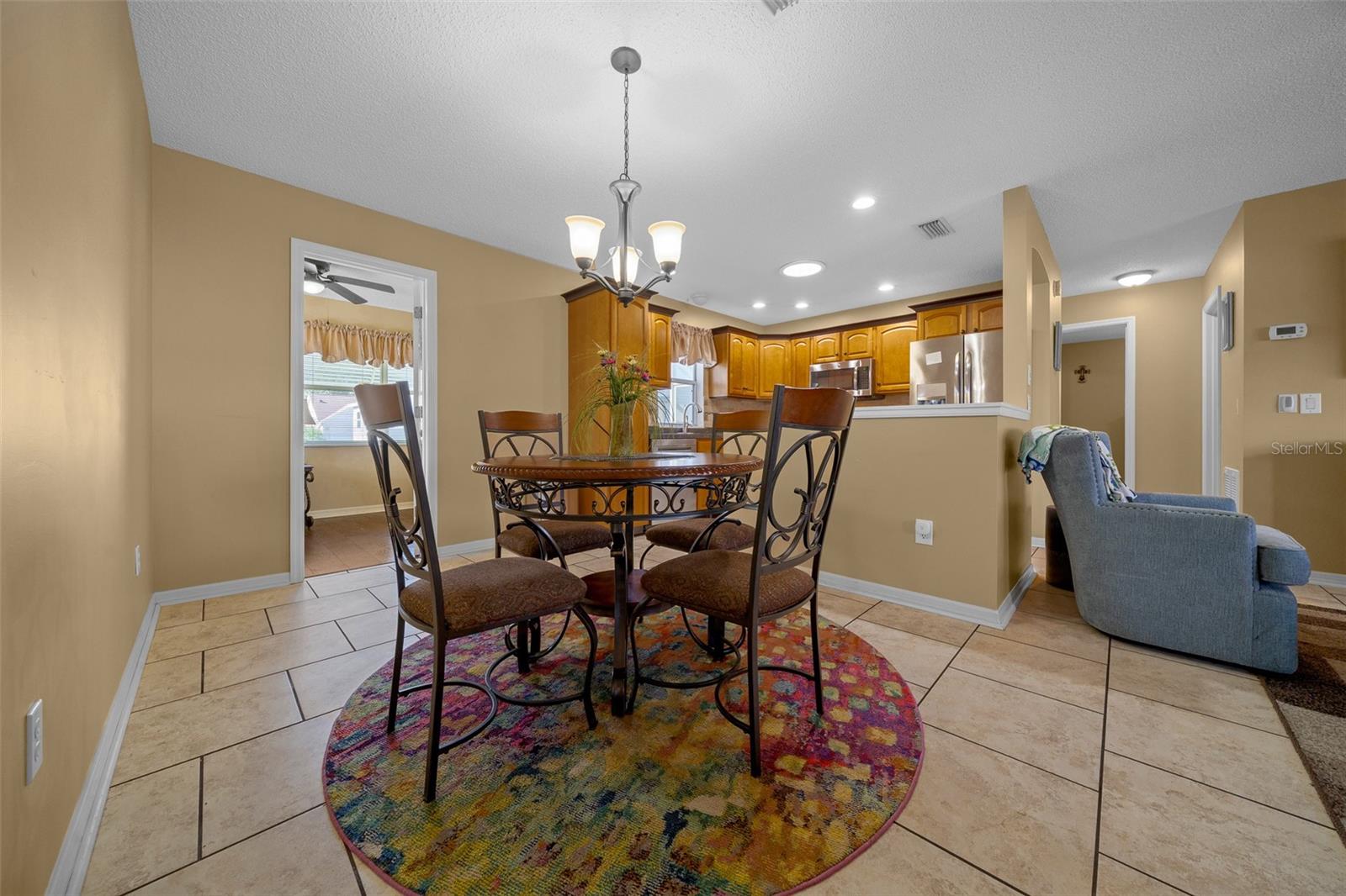 LADY LAKE ORANGE BLOSSOM GARDENS UNIT 16 - Residential