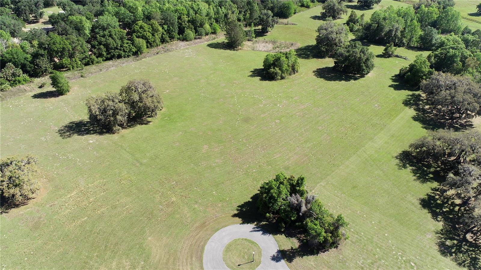 VIA PARADISUS - Land