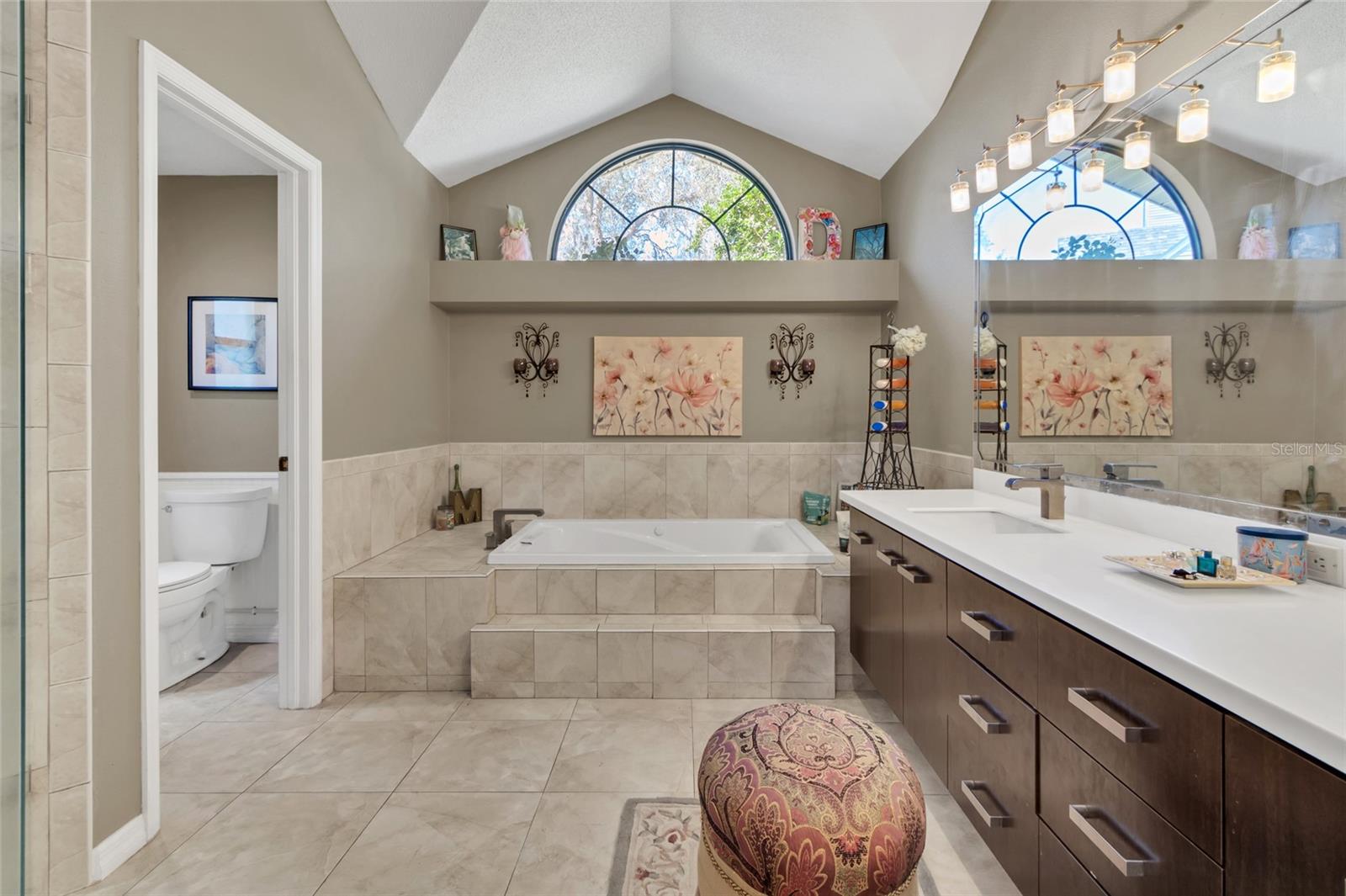 CRESCENT FOREST - Residential