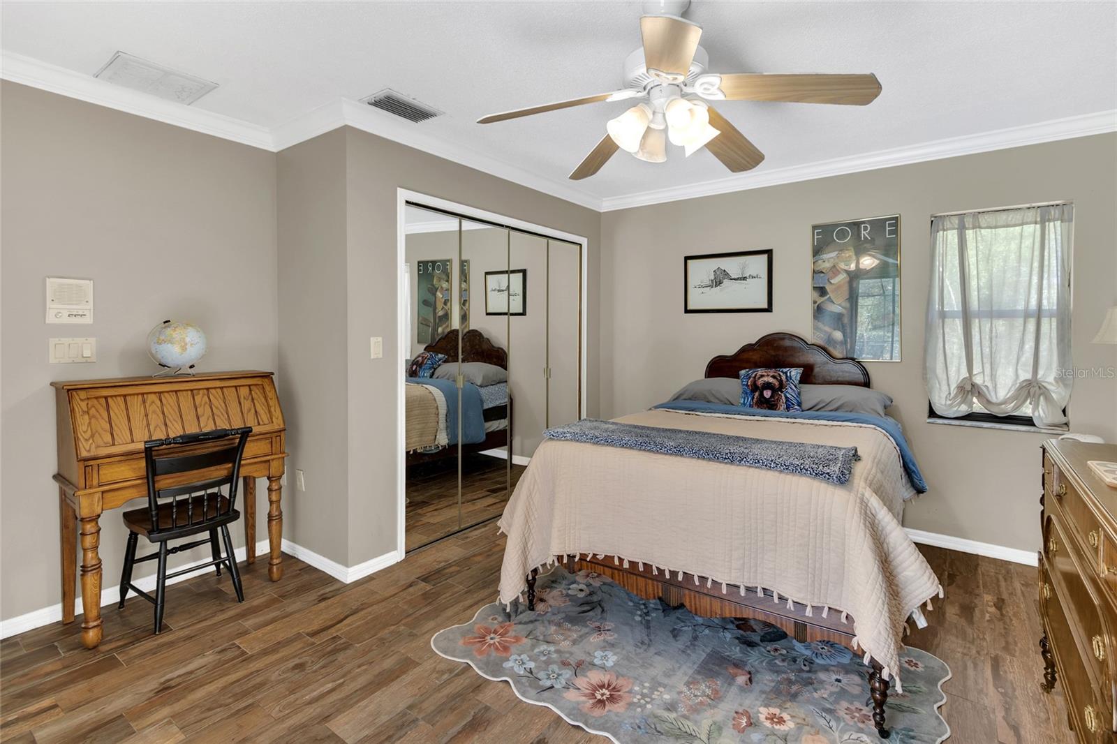 CRESCENT FOREST - Residential