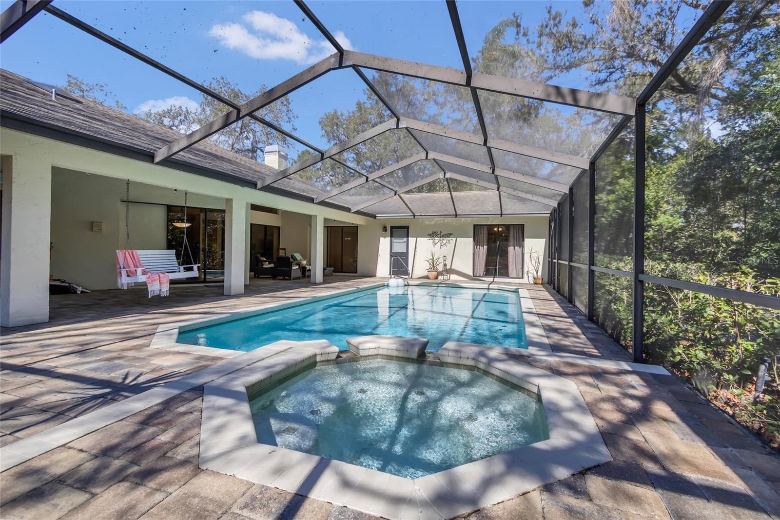 CRESCENT FOREST - Residential