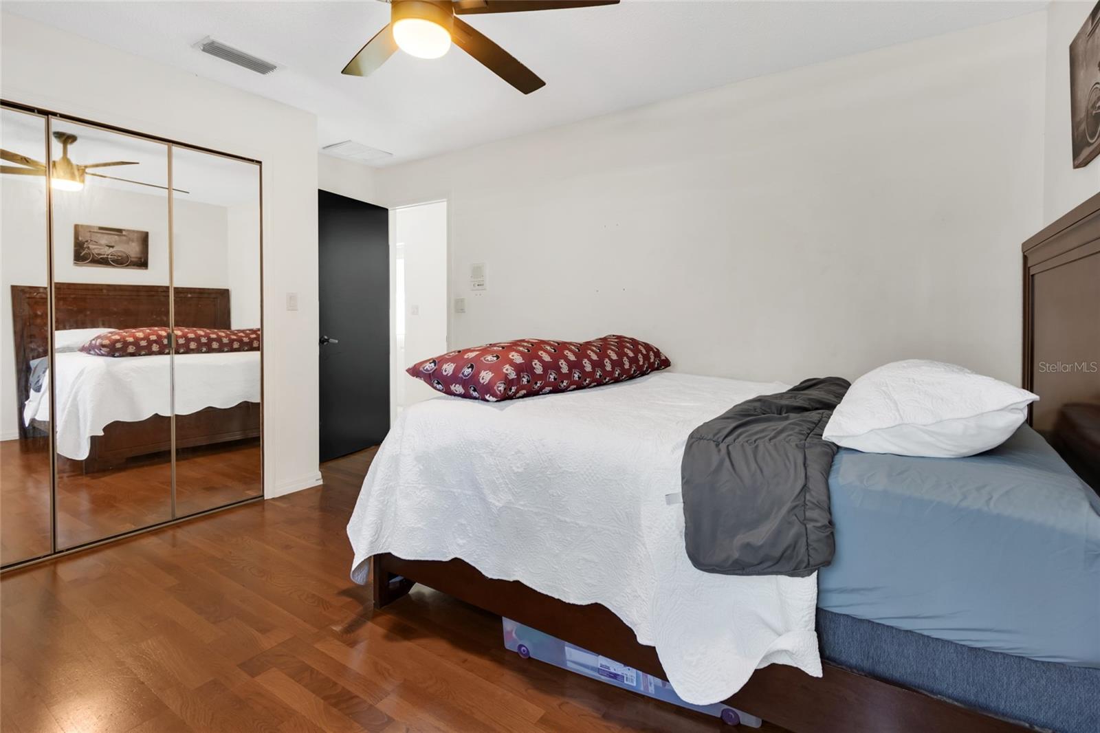 CRESCENT FOREST - Residential