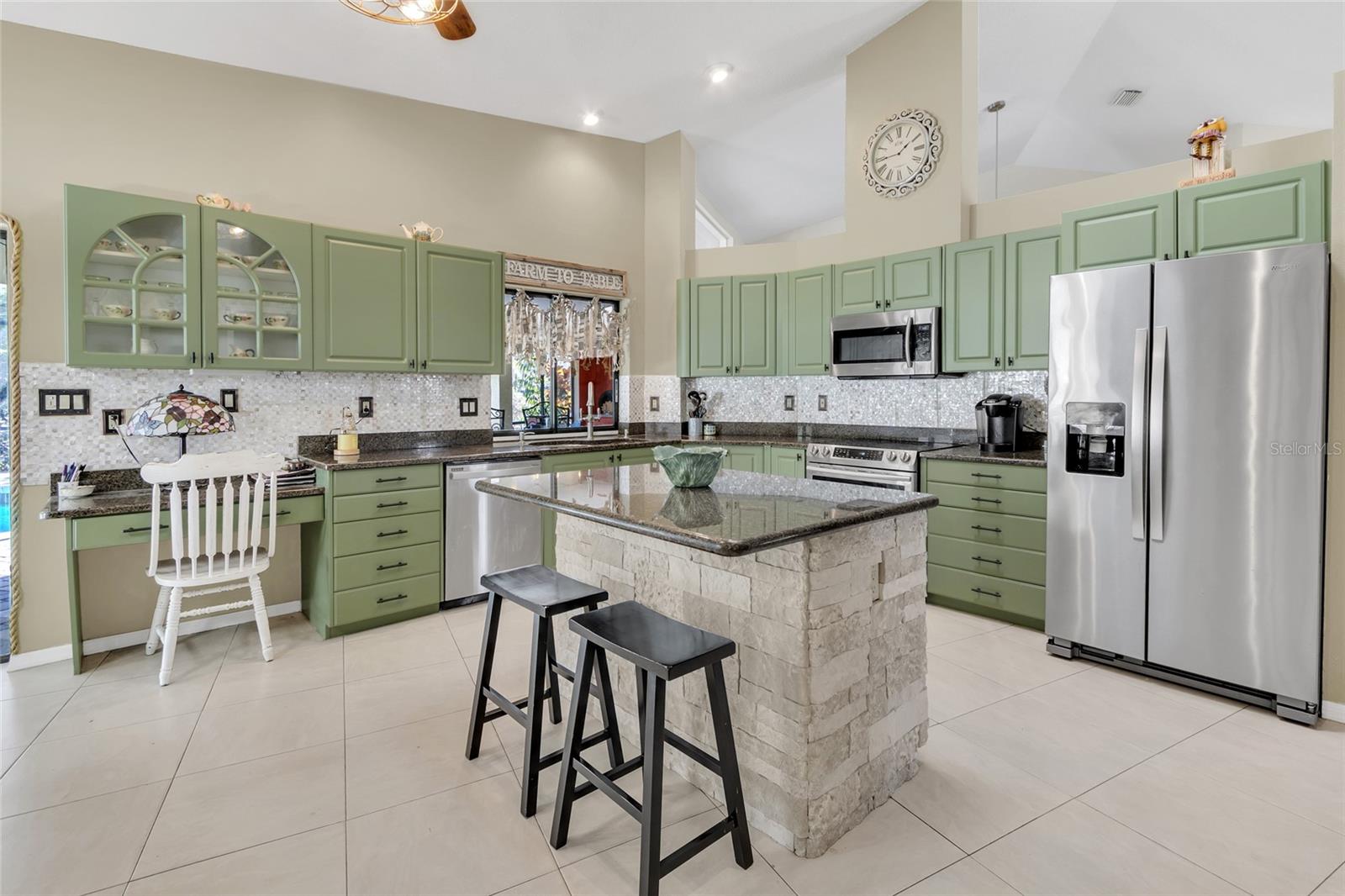 CRESCENT FOREST - Residential