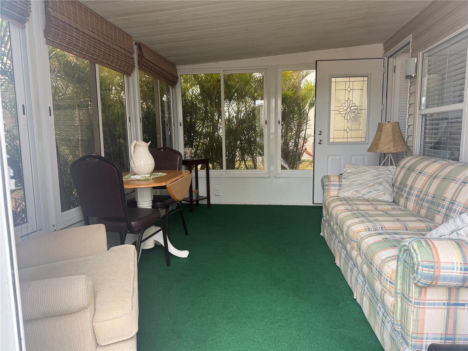 COUNTRY CLUB ESTATES - Residential