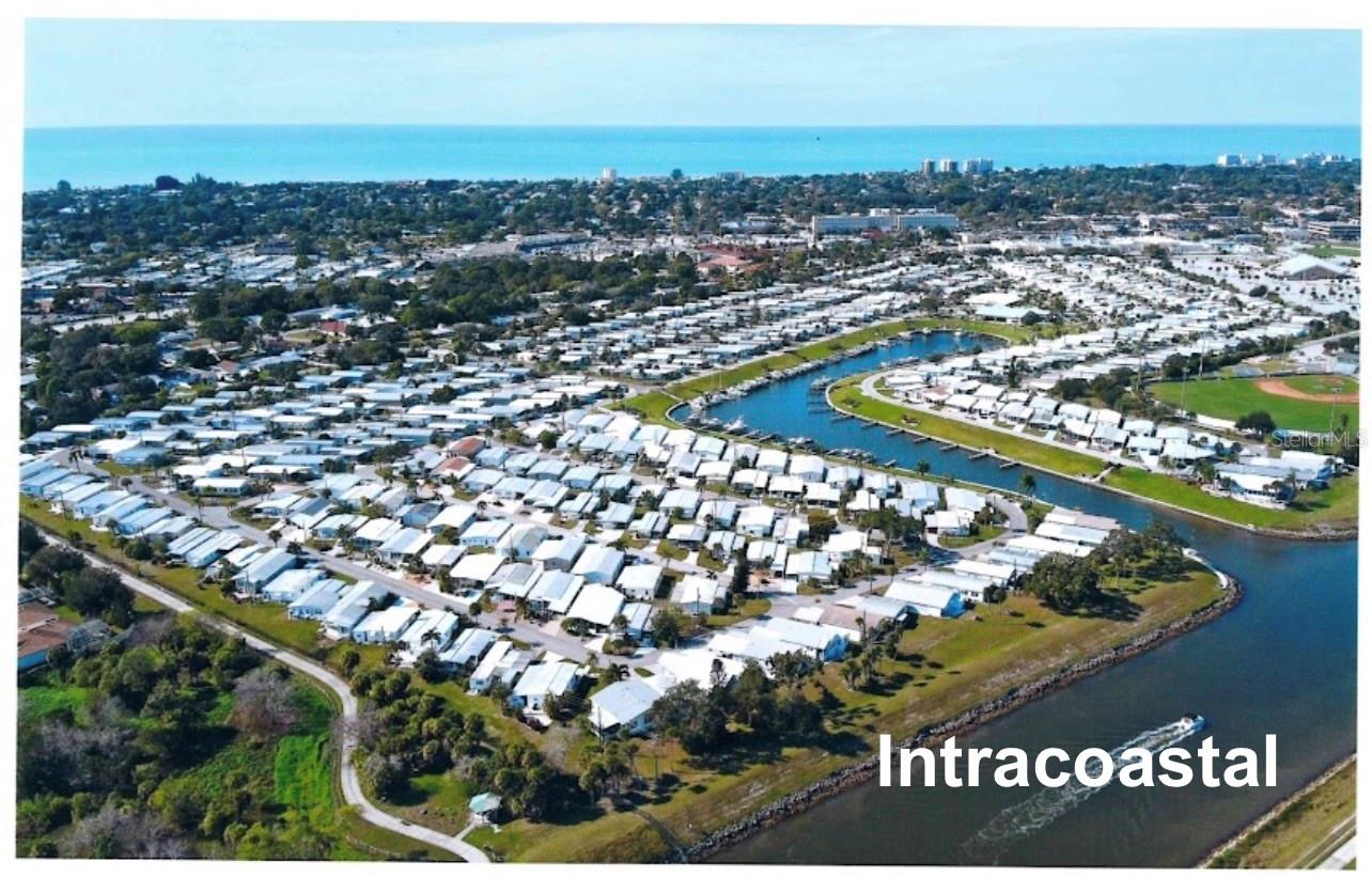 COUNTRY CLUB ESTATES - Residential