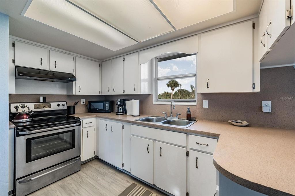 Photo of 208 S Canal Street, Ruskin, FL 33570 (MLS # TB8439728)