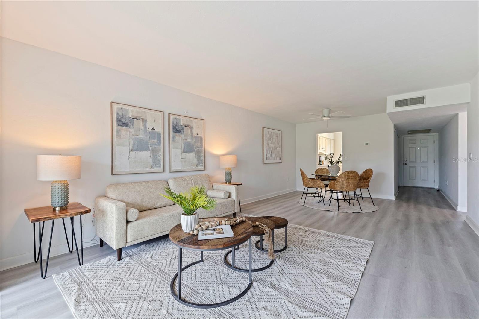 LAKE OVERLOOK APTS - Residential