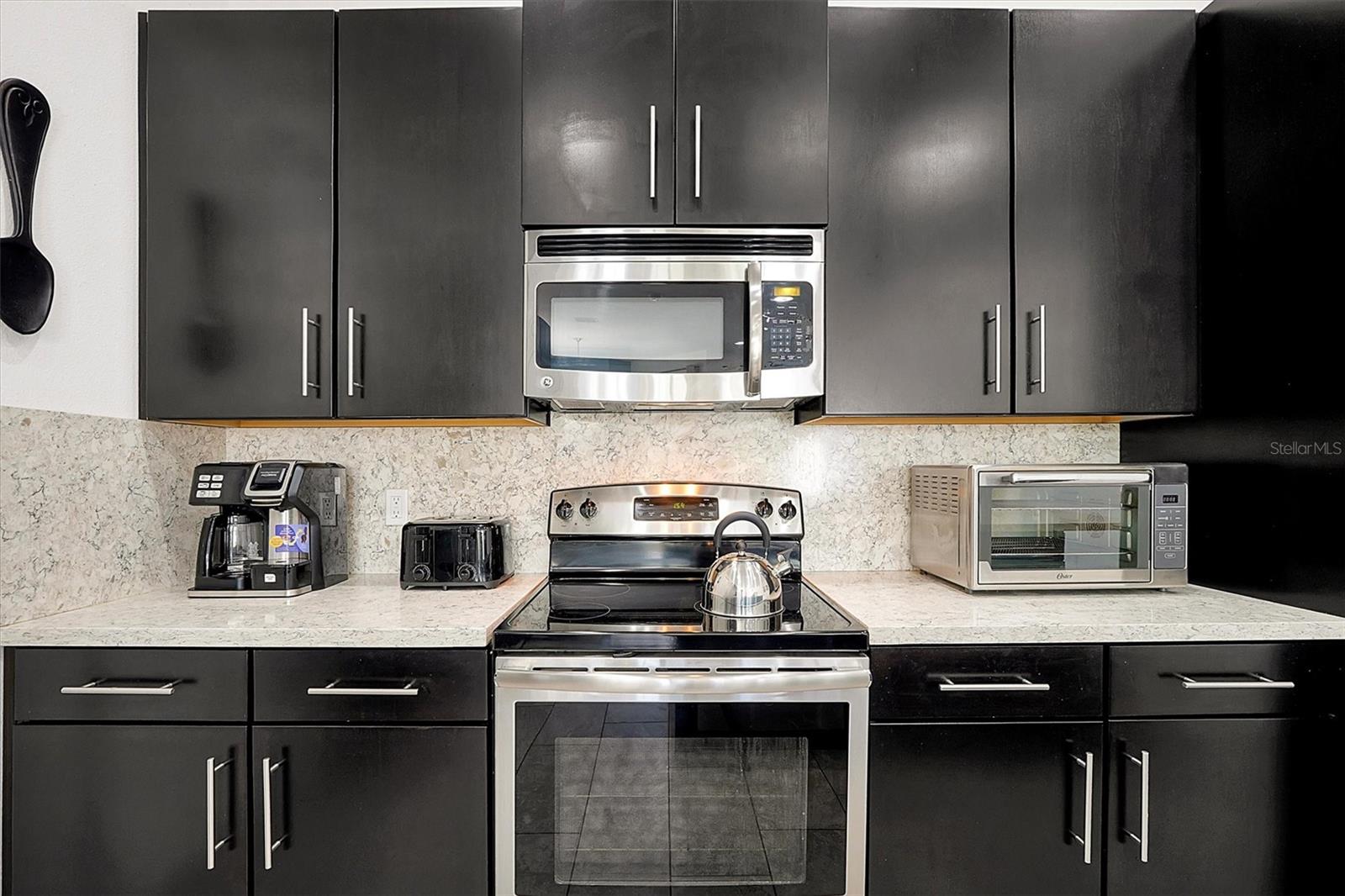 FESTIVAL PH 1 - Residential Lease