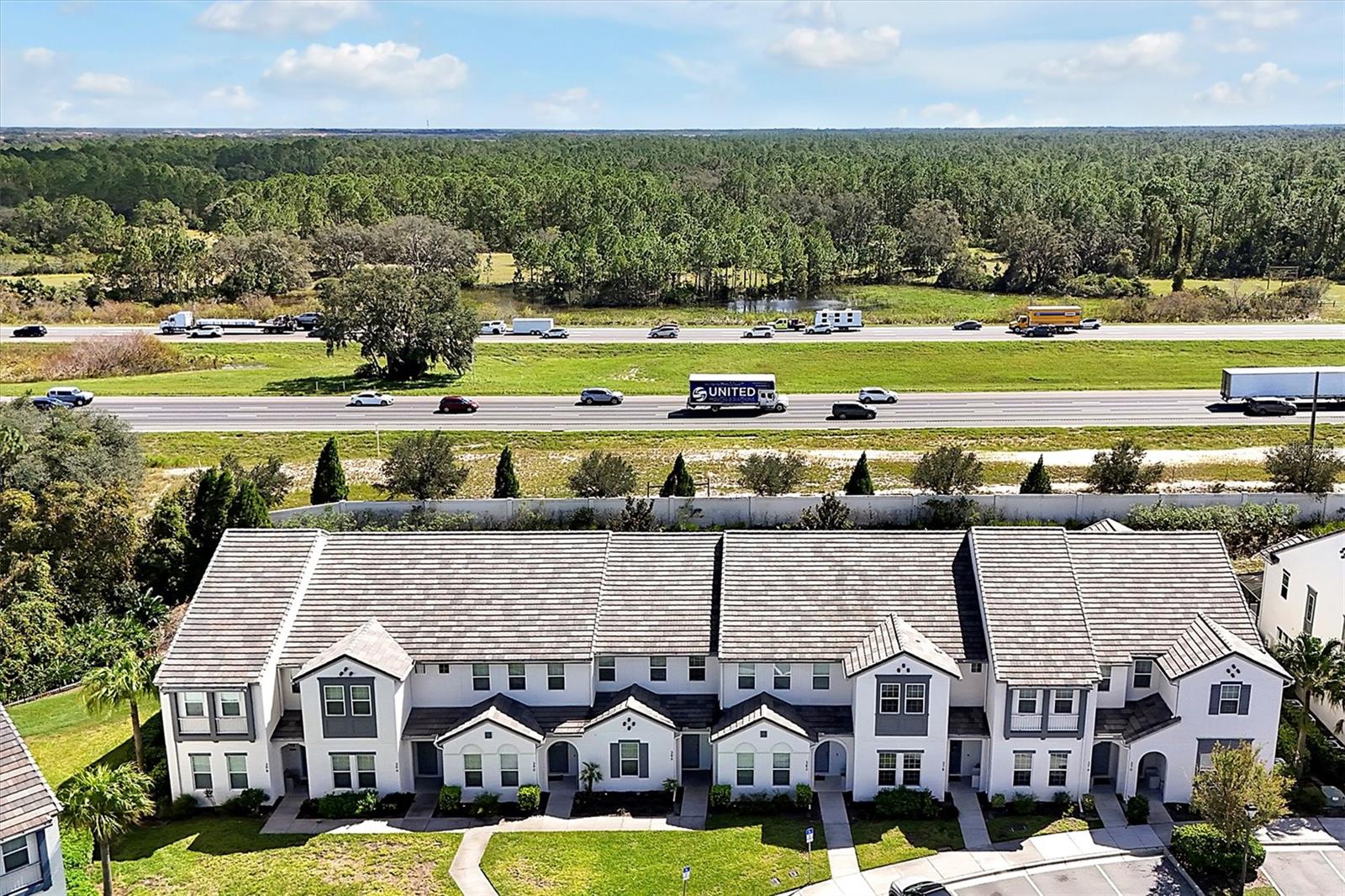 FESTIVAL PH 1 - Residential Lease