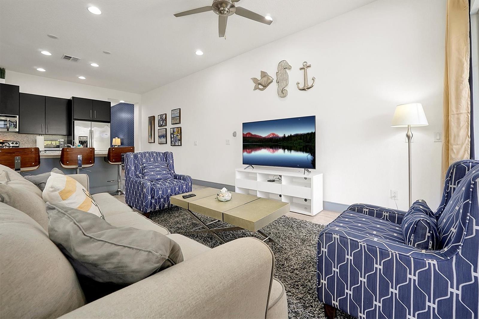 FESTIVAL PH 1 - Residential Lease