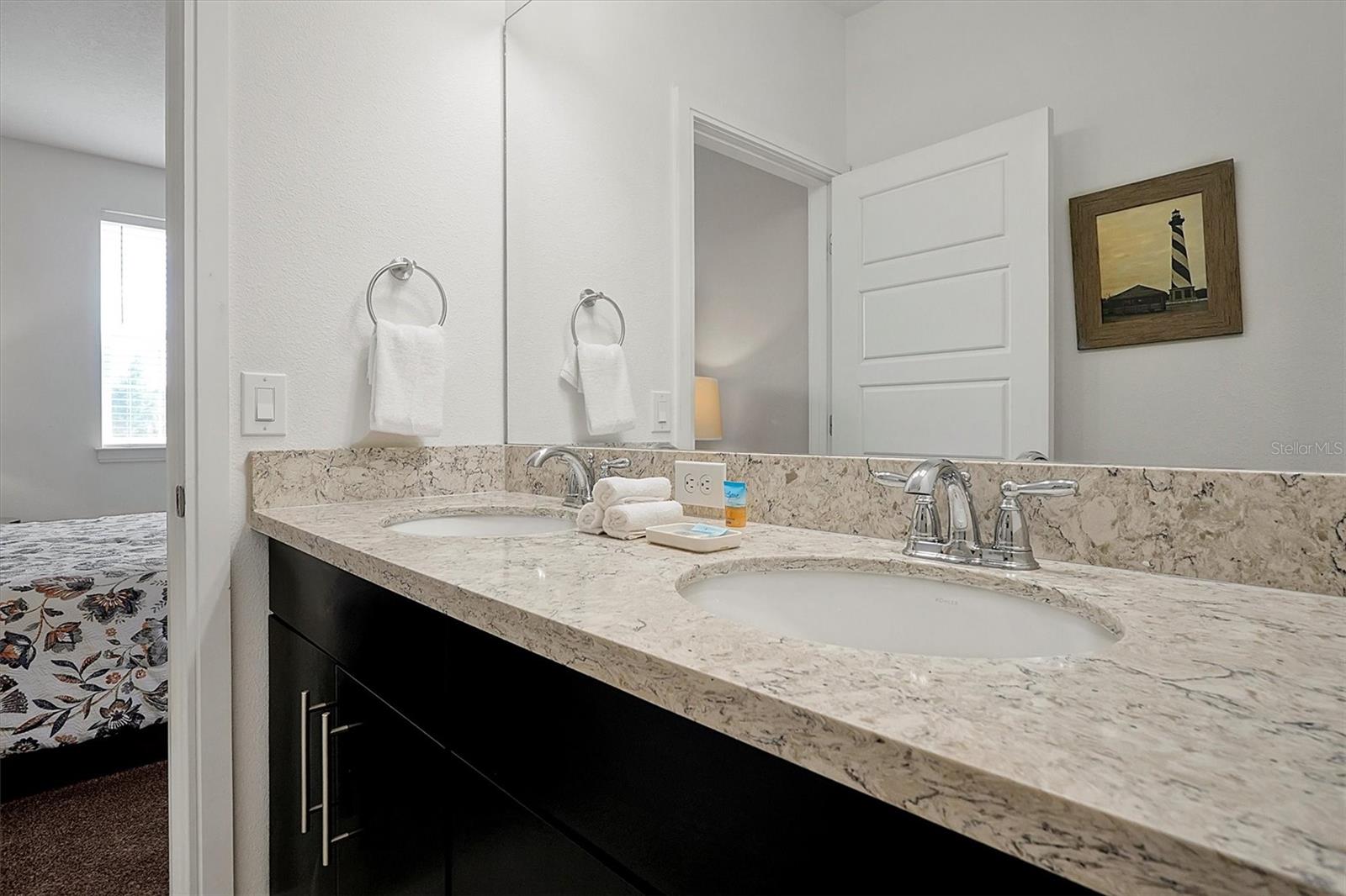 FESTIVAL PH 1 - Residential Lease