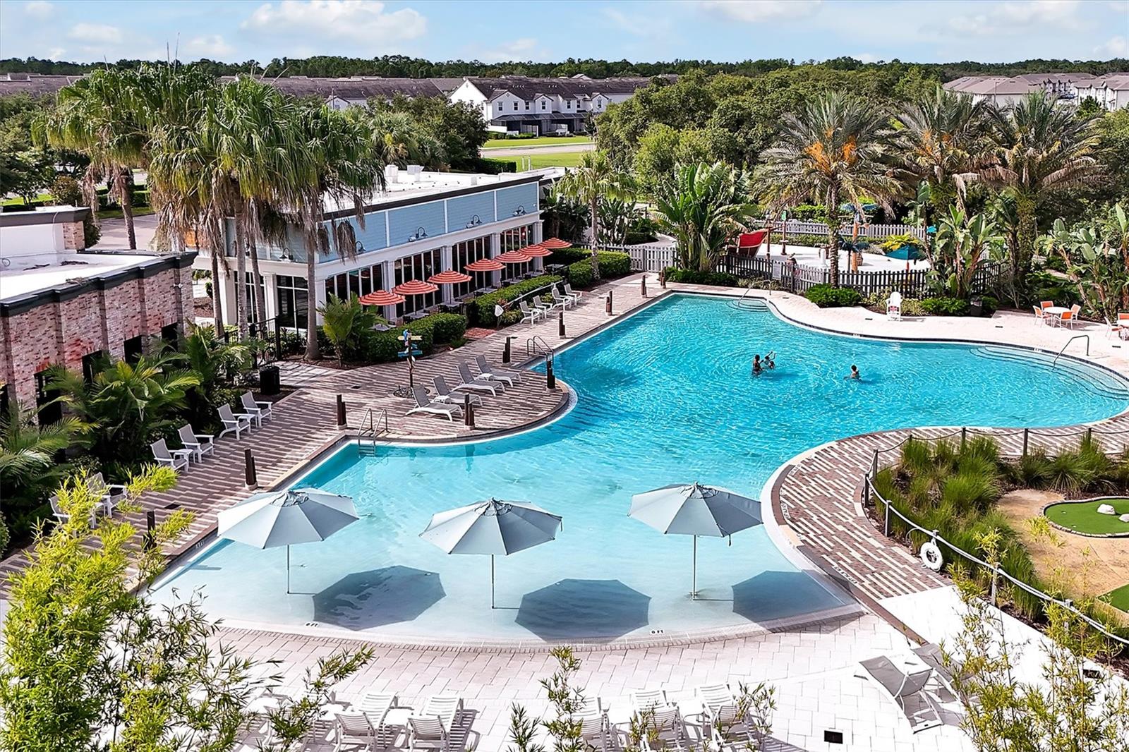 FESTIVAL PH 1 - Residential Lease