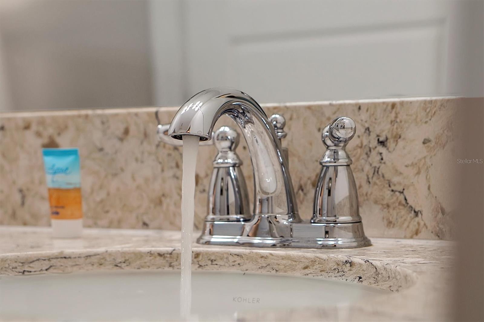 FESTIVAL PH 1 - Residential Lease