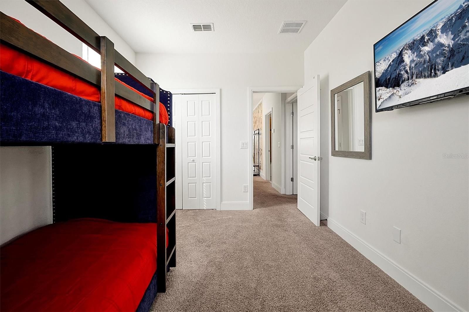 FESTIVAL PH 1 - Residential Lease