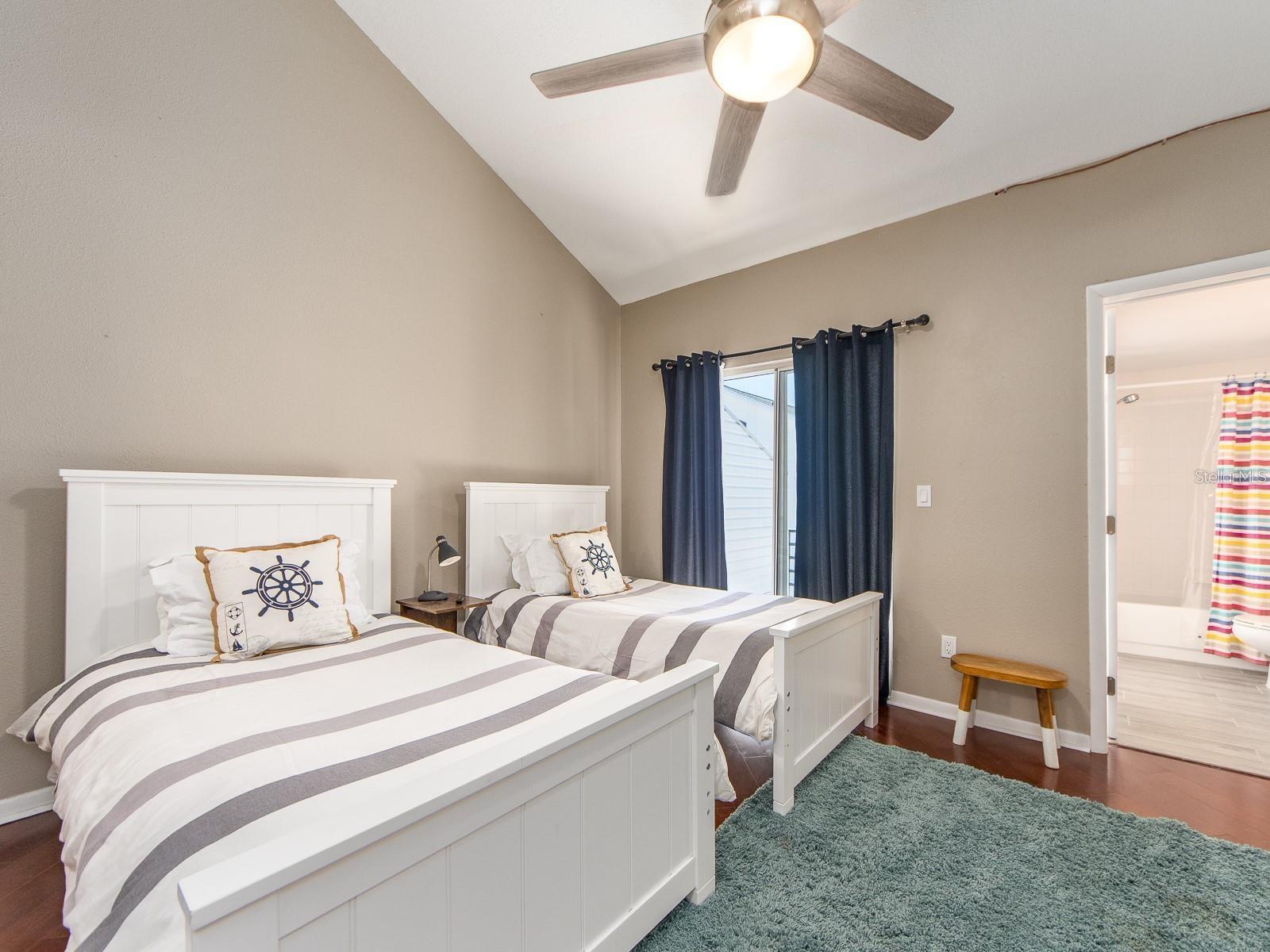 CUTTER COVE CONDO - Residential