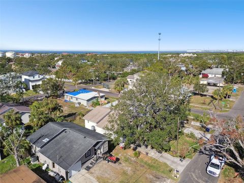 A home in TAMPA