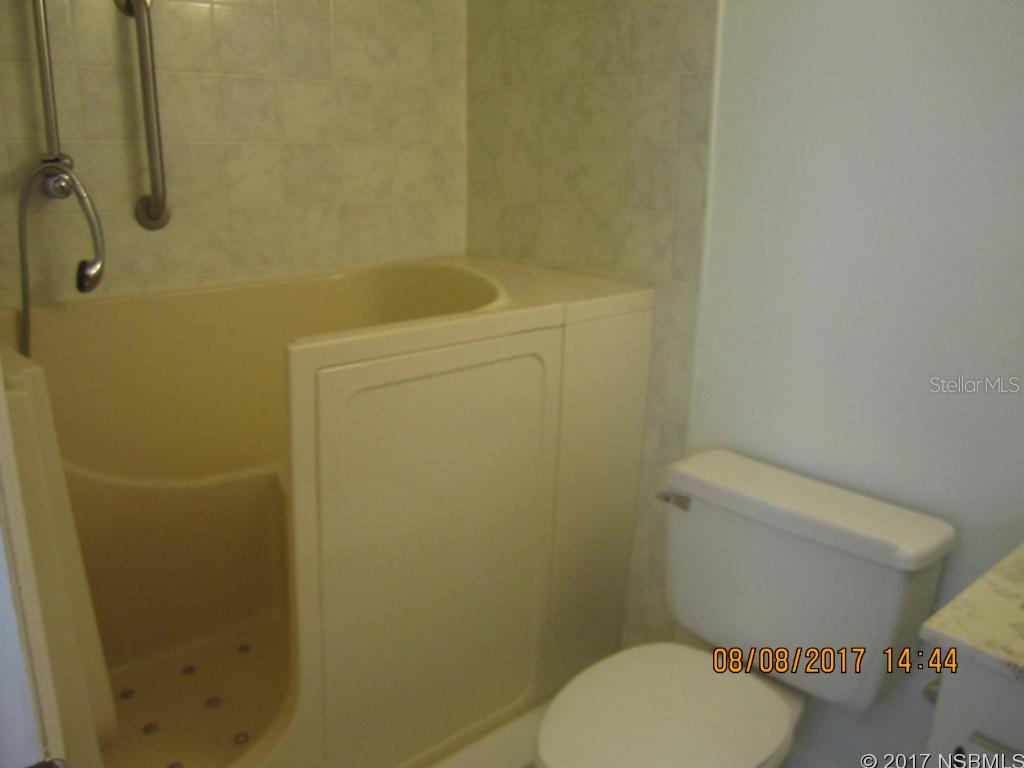 Fairgreen Unit 05 - Residential Lease