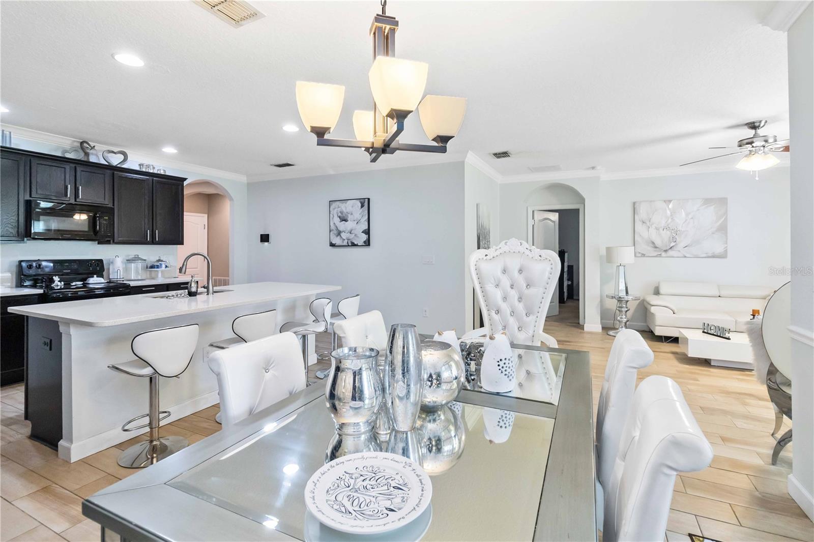 VILLA SOL VILLAGE 4 - Residential