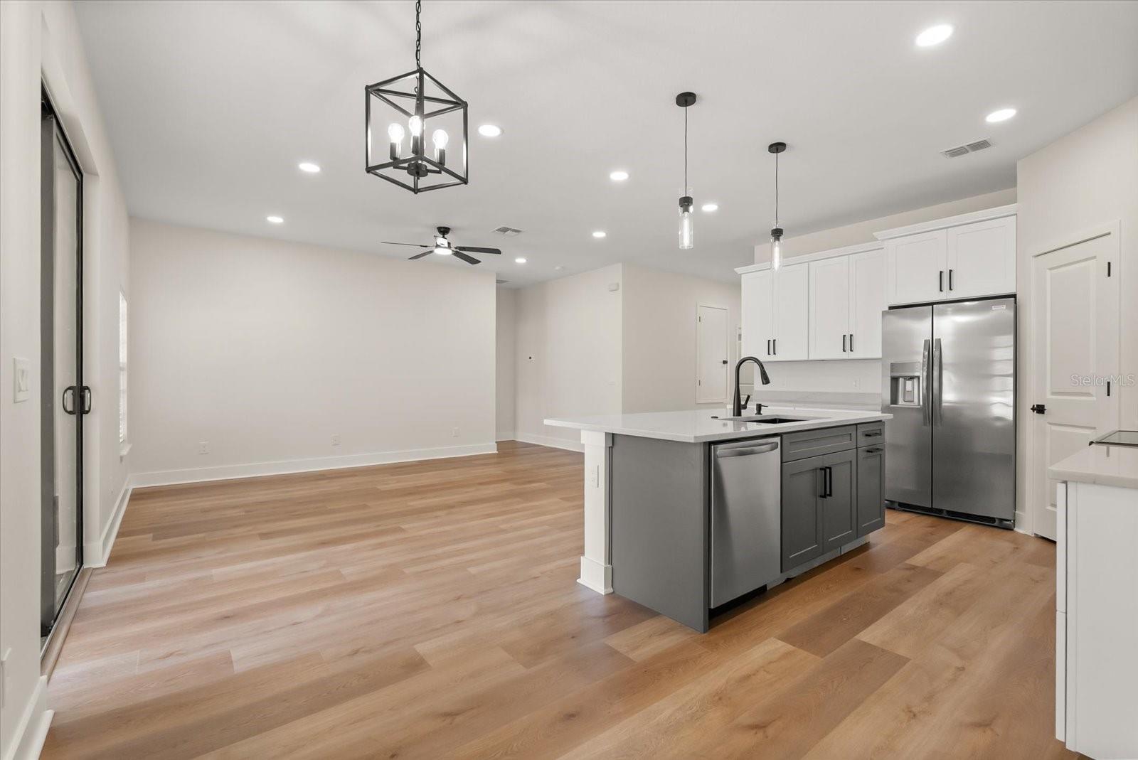 PLANTATION ESTATES UNIT 01 - Residential