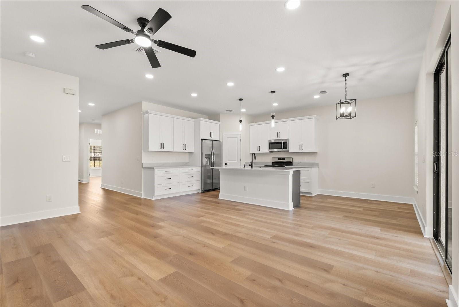 PLANTATION ESTATES UNIT 01 - Residential