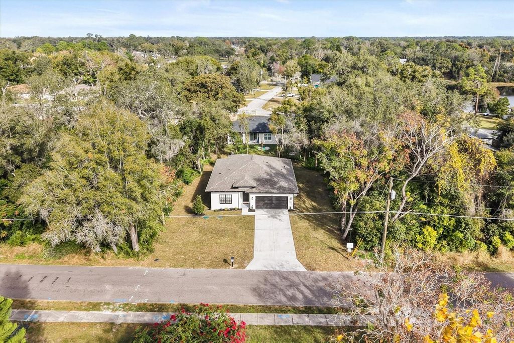 Photo of 24 Plantation Road, Debary, FL 32713 (MLS # O6369891)