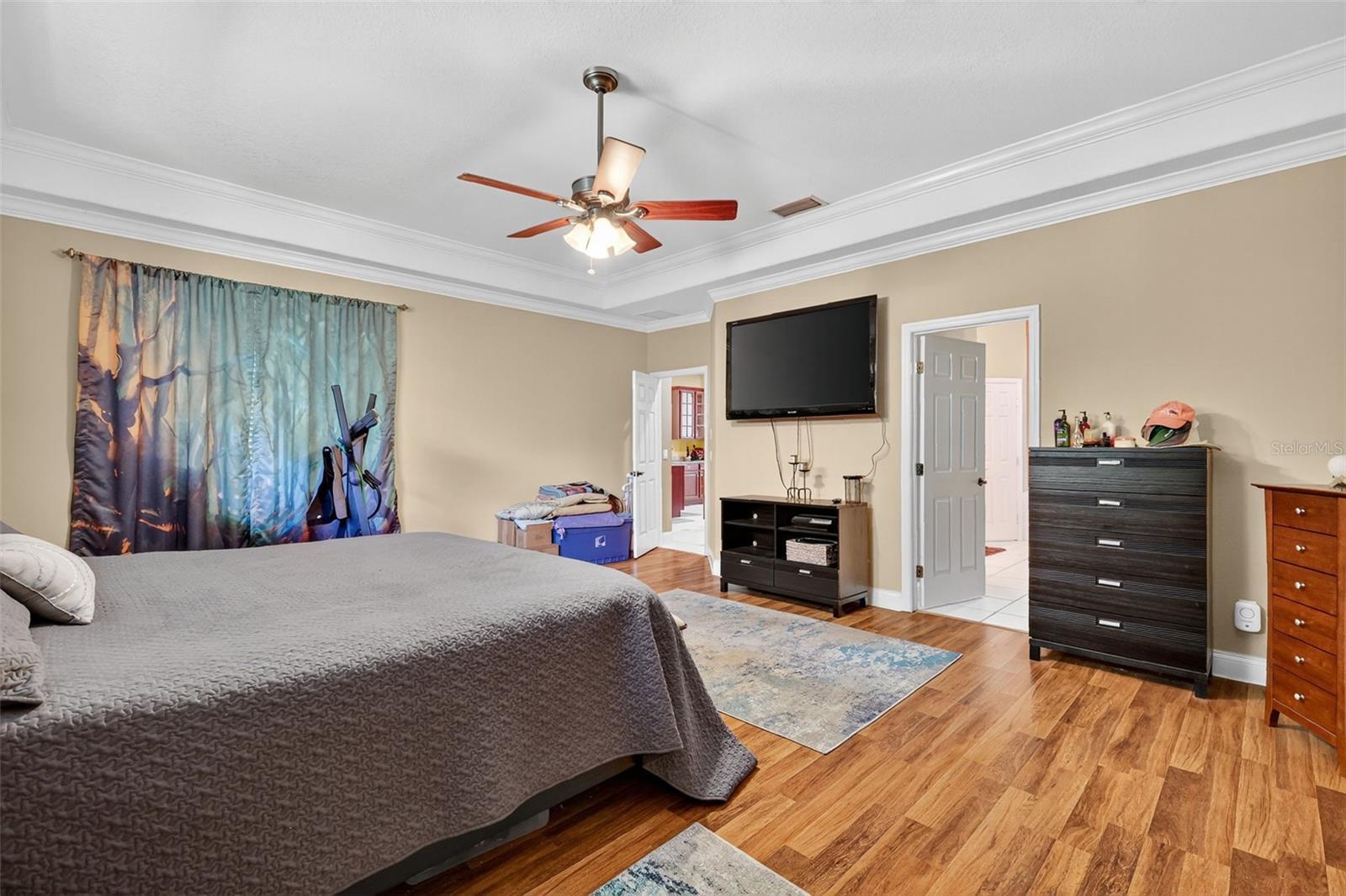 MEETS AND BOUNDS - Residential