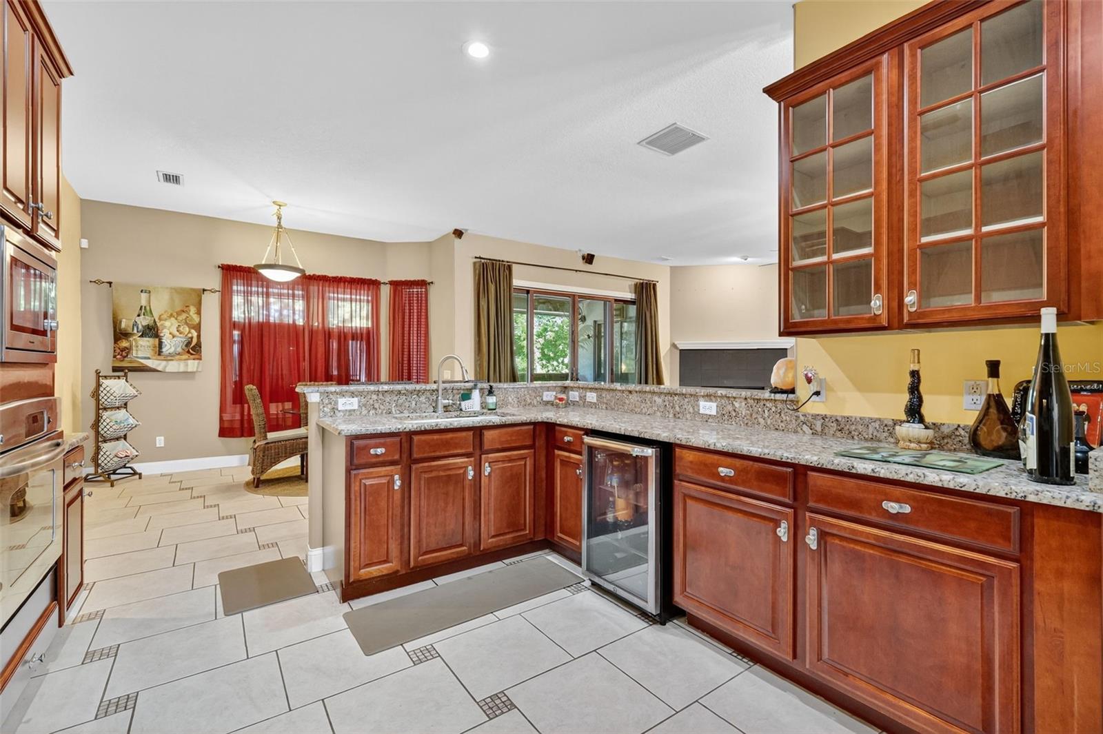 MEETS AND BOUNDS - Residential