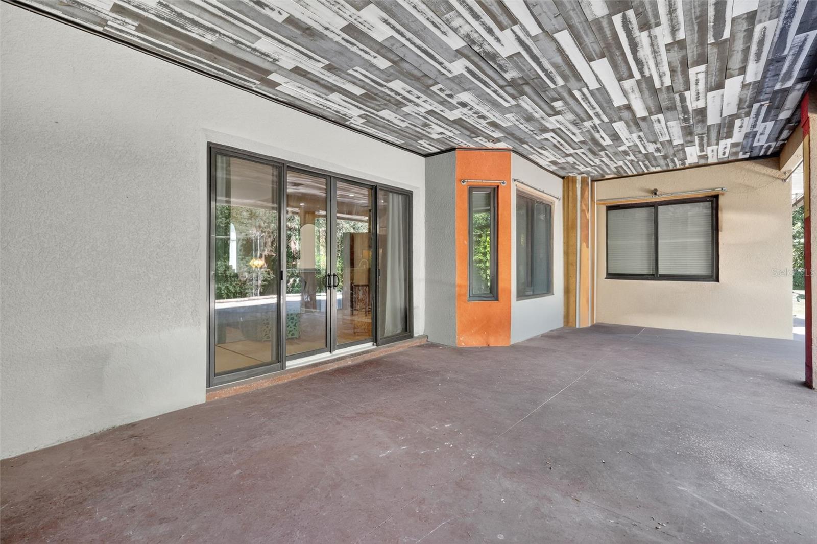 MEETS AND BOUNDS - Residential