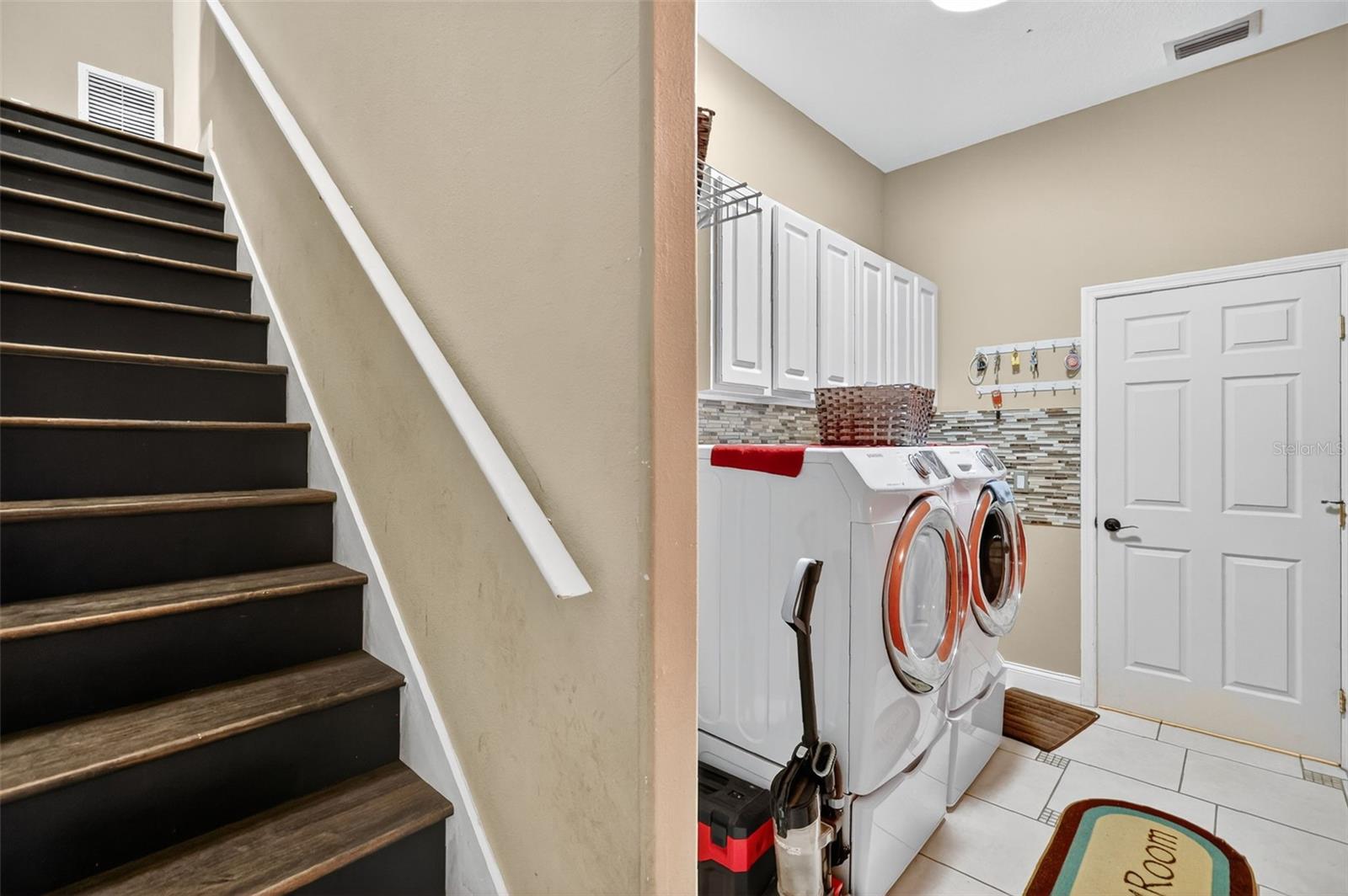 MEETS AND BOUNDS - Residential