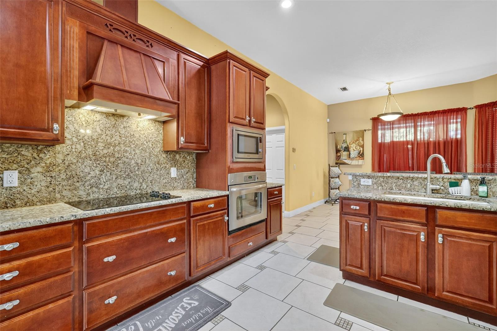 MEETS AND BOUNDS - Residential