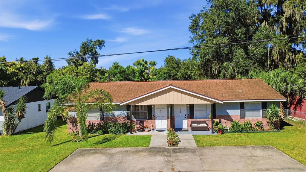 Photo of 226 N Julia Avenue, Deland, FL 32720 (MLS # V4951615)
