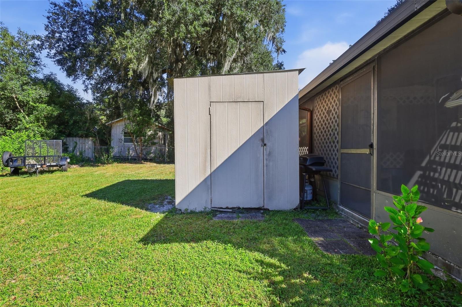 226 N JULIA AVENUE