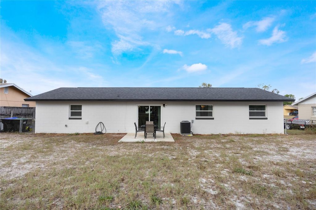 listing image 40