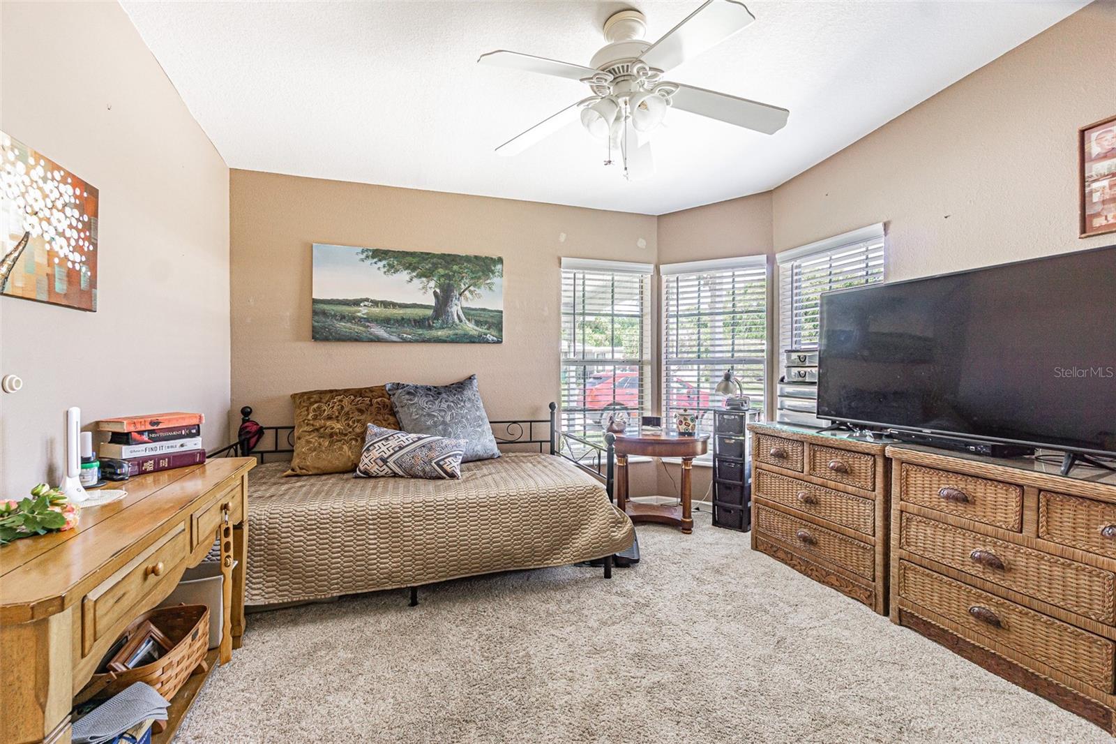 GRAND HORIZONS - Residential