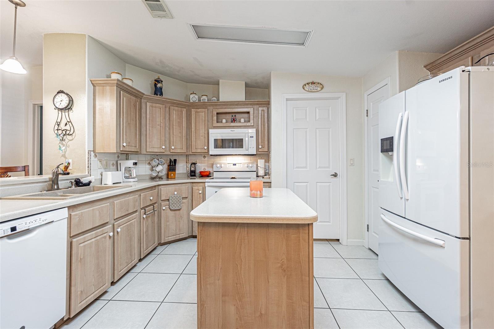 GRAND HORIZONS - Residential