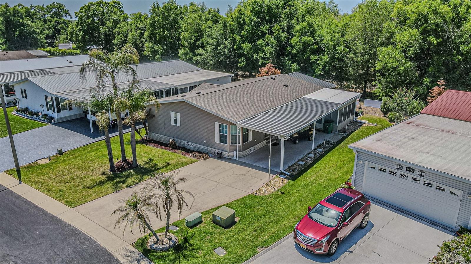 GRAND HORIZONS - Residential