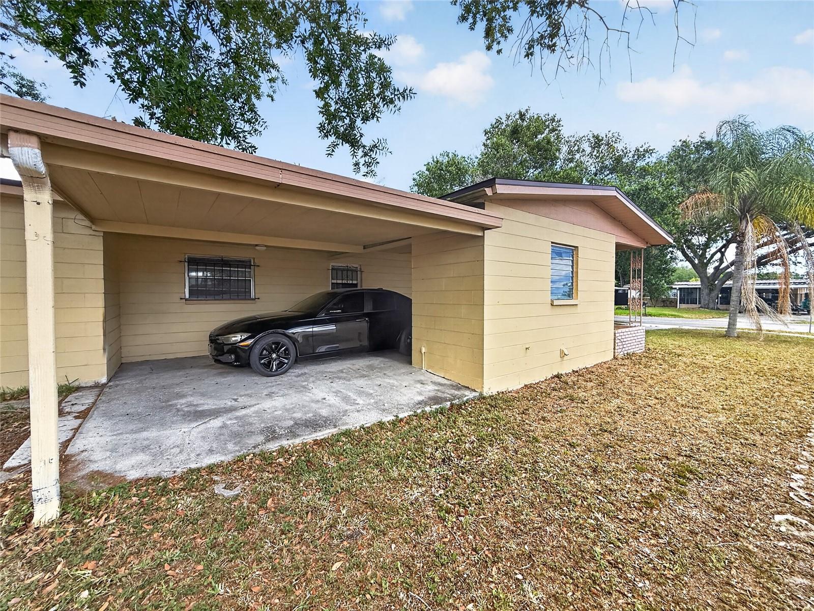 PINE CREST VILLA ADD 5 - Residential