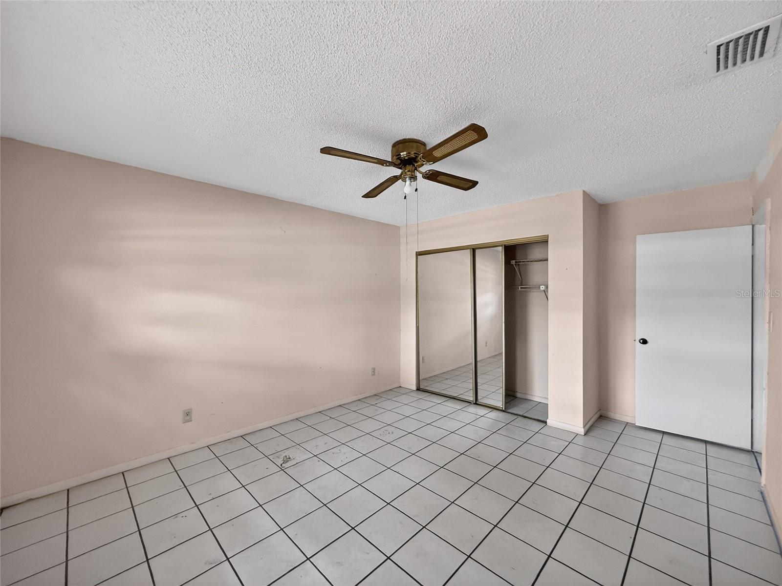 PINE CREST VILLA ADD 5 - Residential