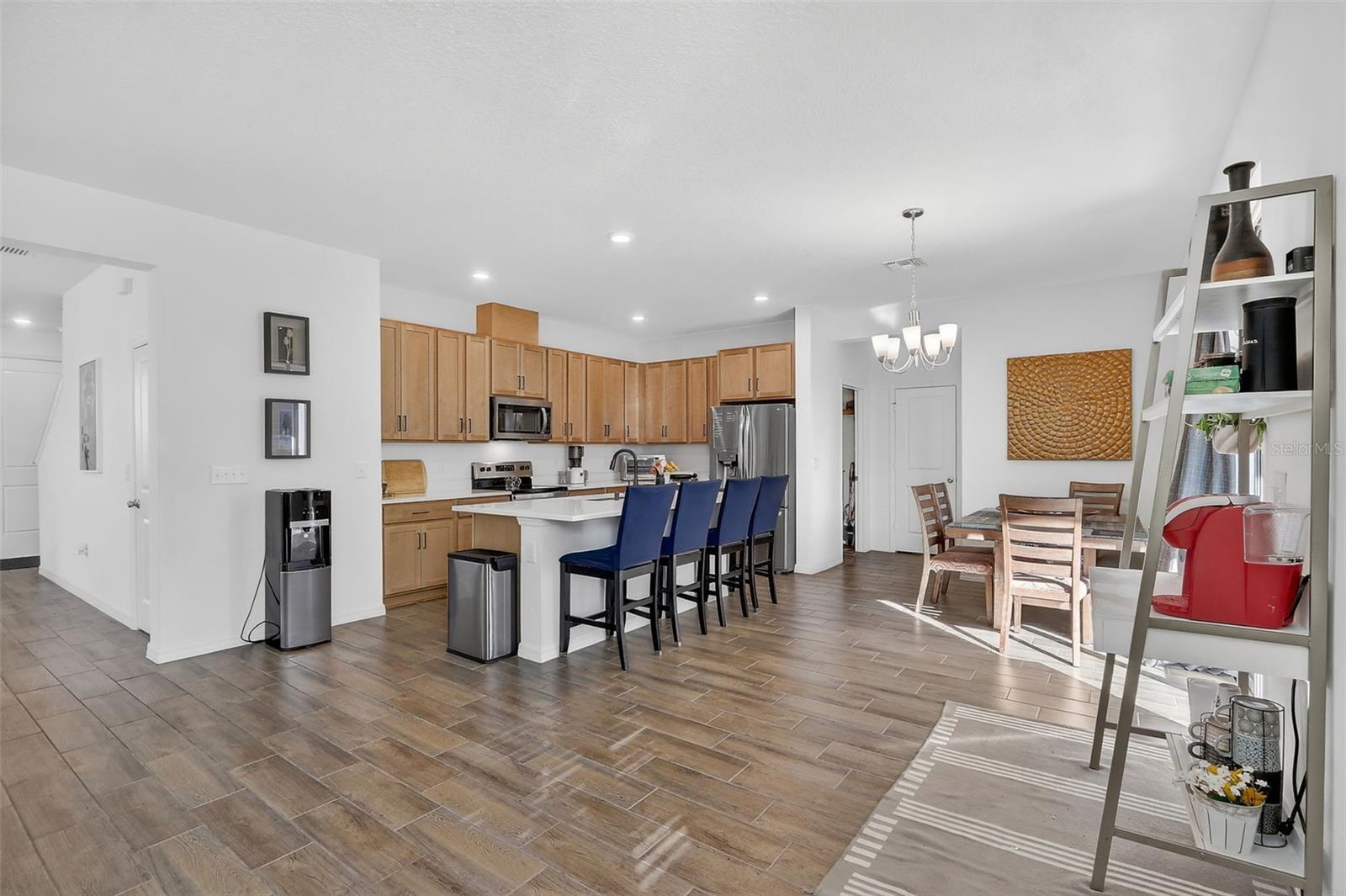 THE RESERVE AT LAKE RIDGE - Residential