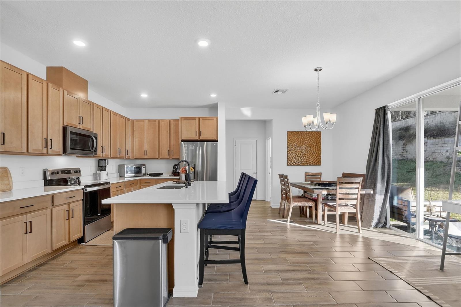 THE RESERVE AT LAKE RIDGE - Residential