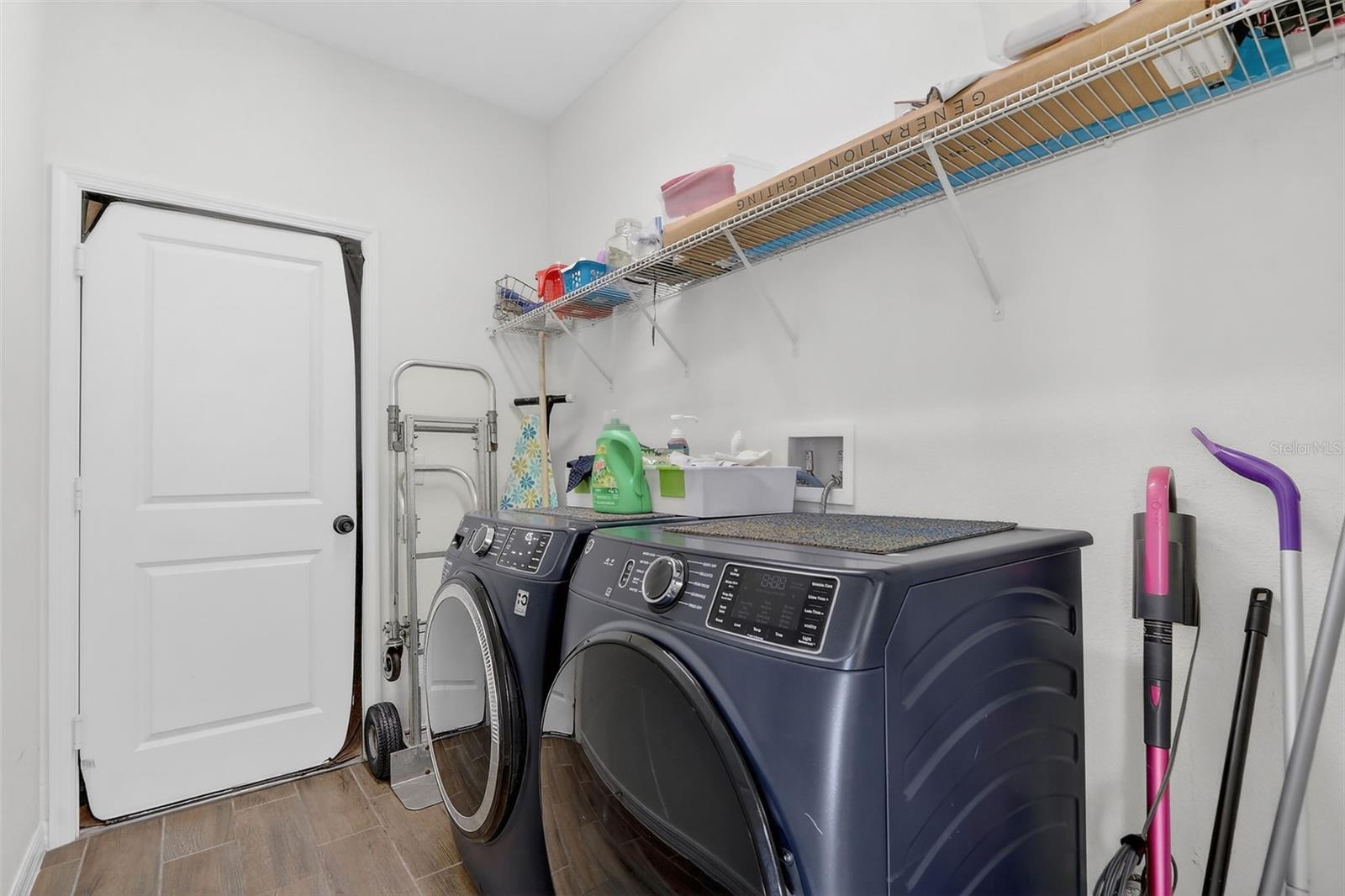 THE RESERVE AT LAKE RIDGE - Residential