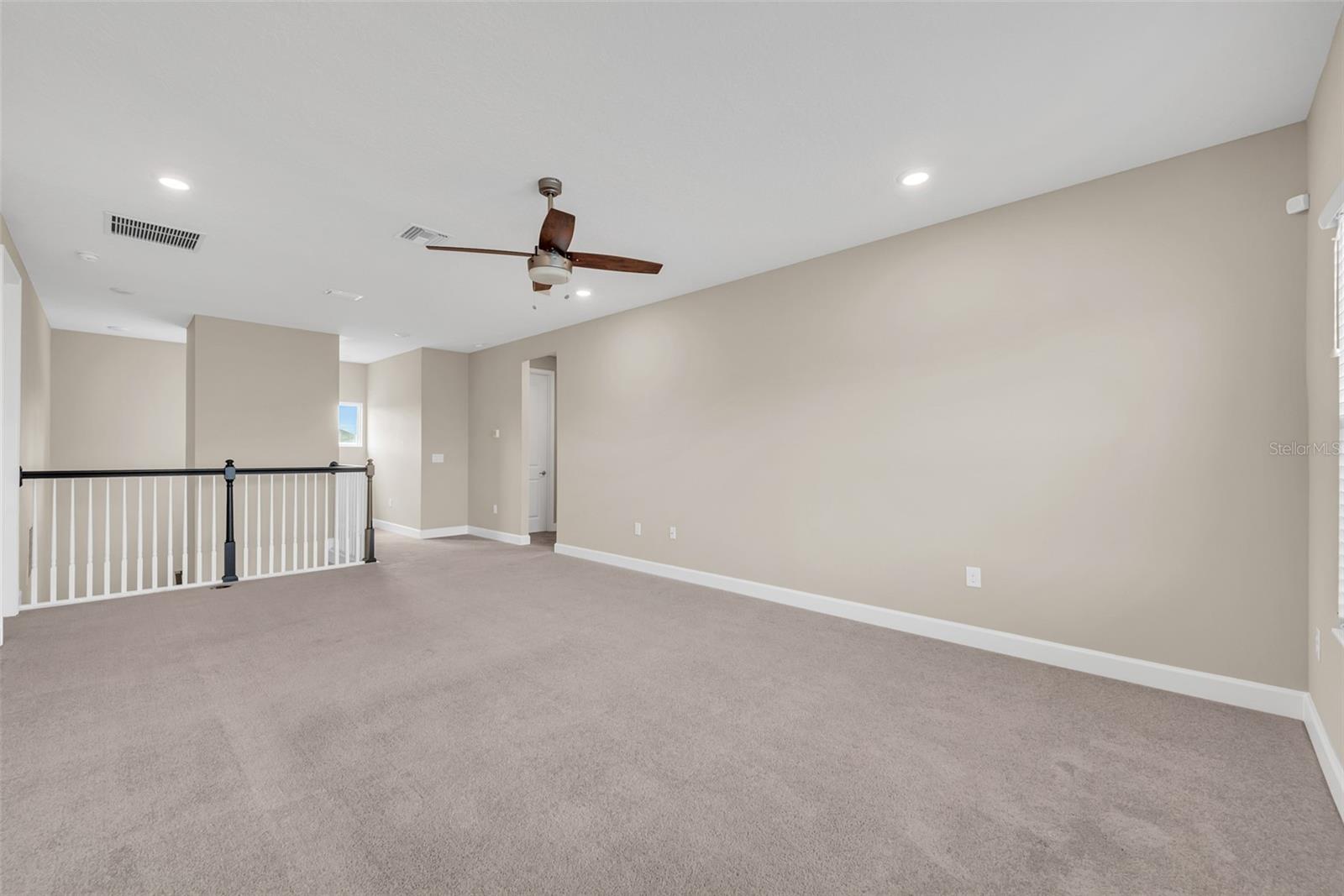 MIRABAY PRCL 8 - Residential Lease