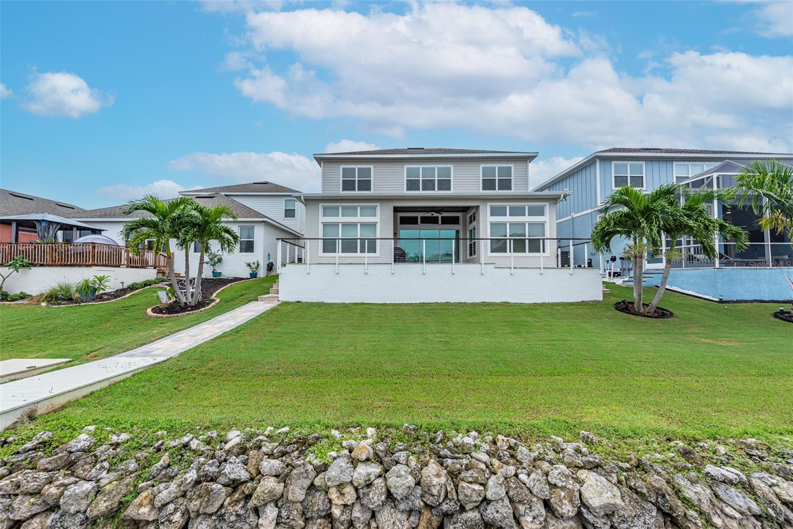 MIRABAY PRCL 8 - Residential Lease
