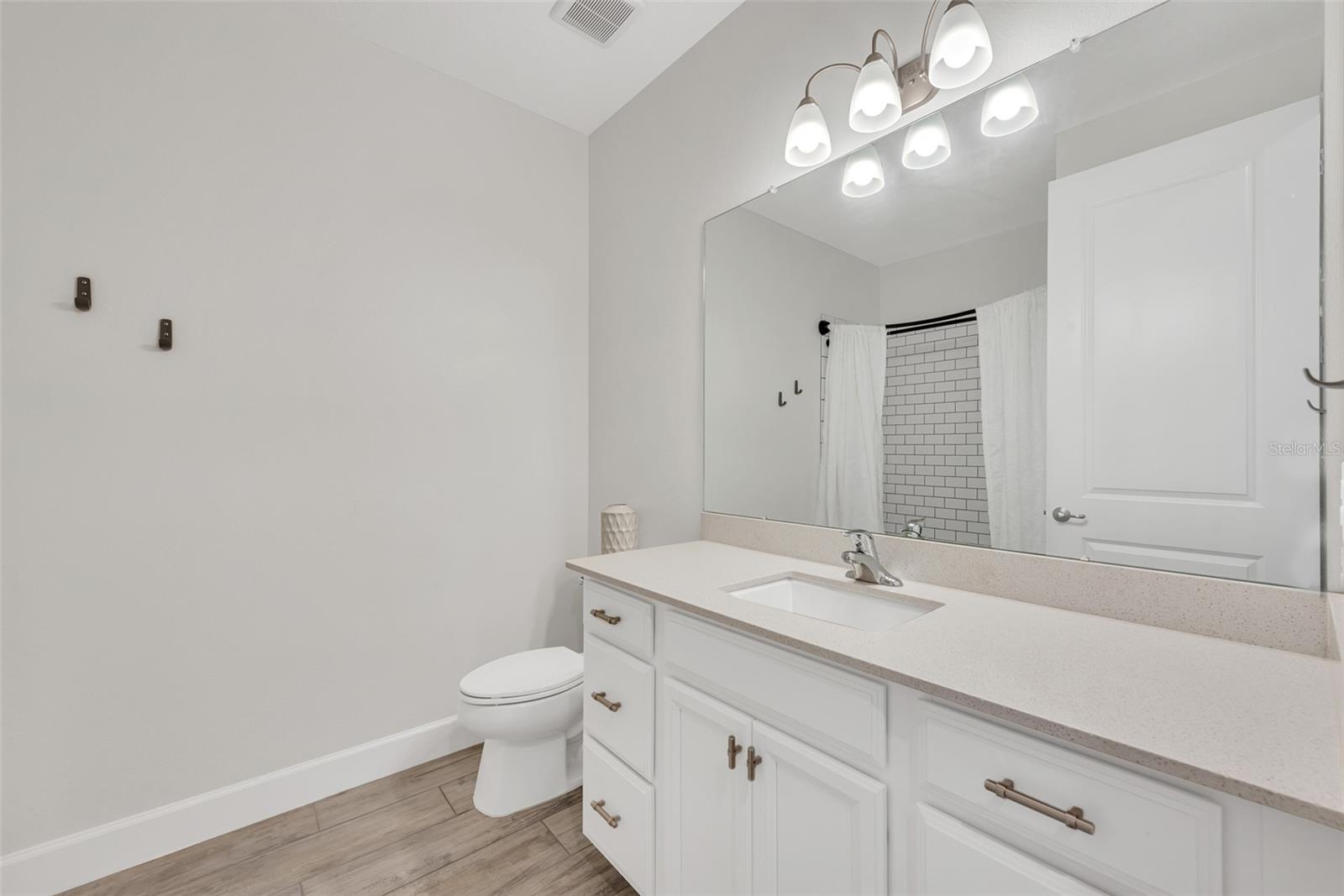 MIRABAY PRCL 8 - Residential Lease
