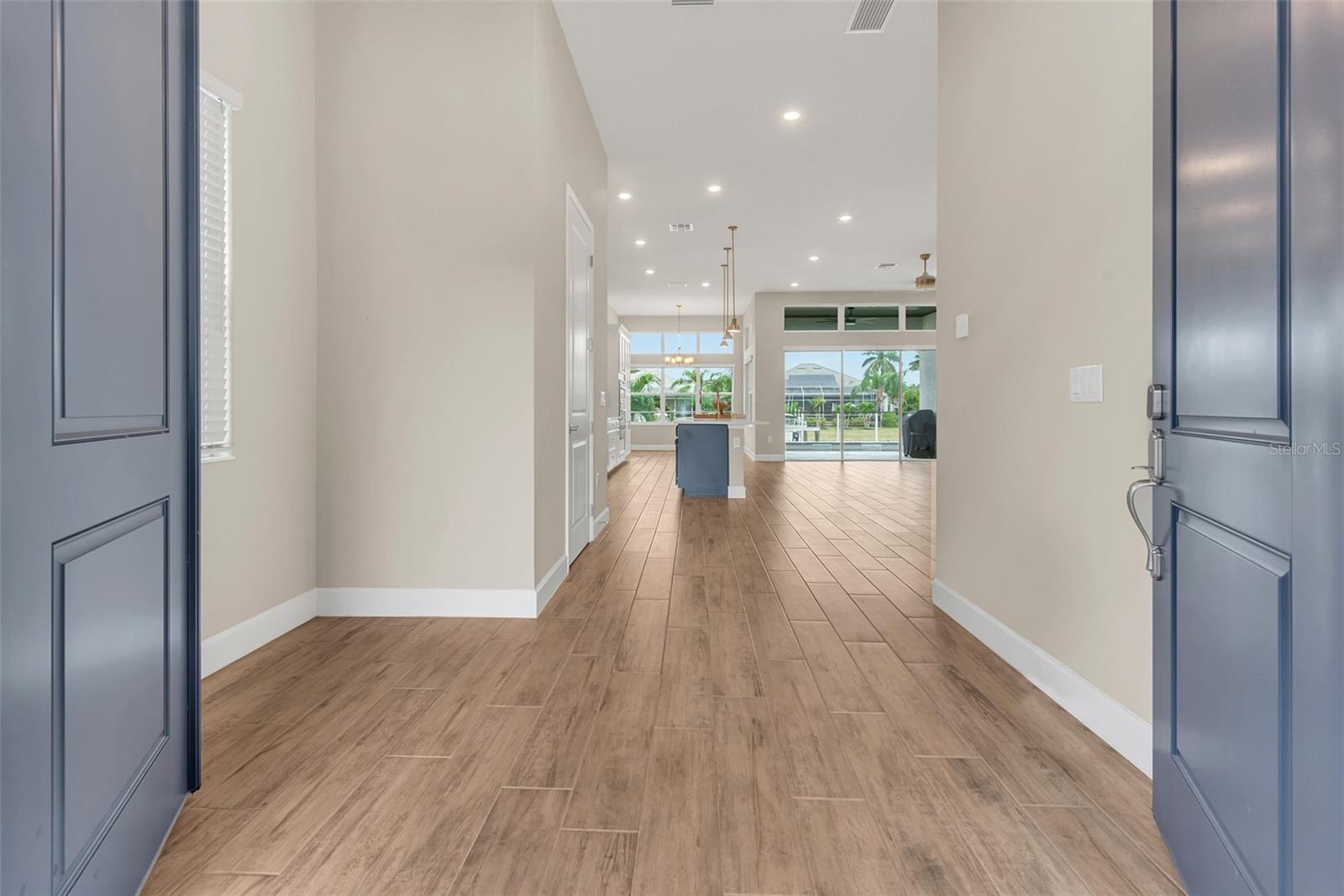 MIRABAY PRCL 8 - Residential Lease